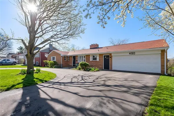 490 Old Clairton Rd, Pittsburgh, PA 15236