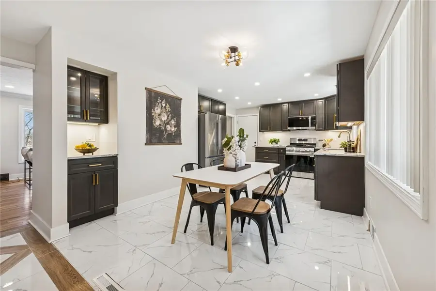 490 Old Clairton Rd, Pittsburgh, PA 15236 - #3