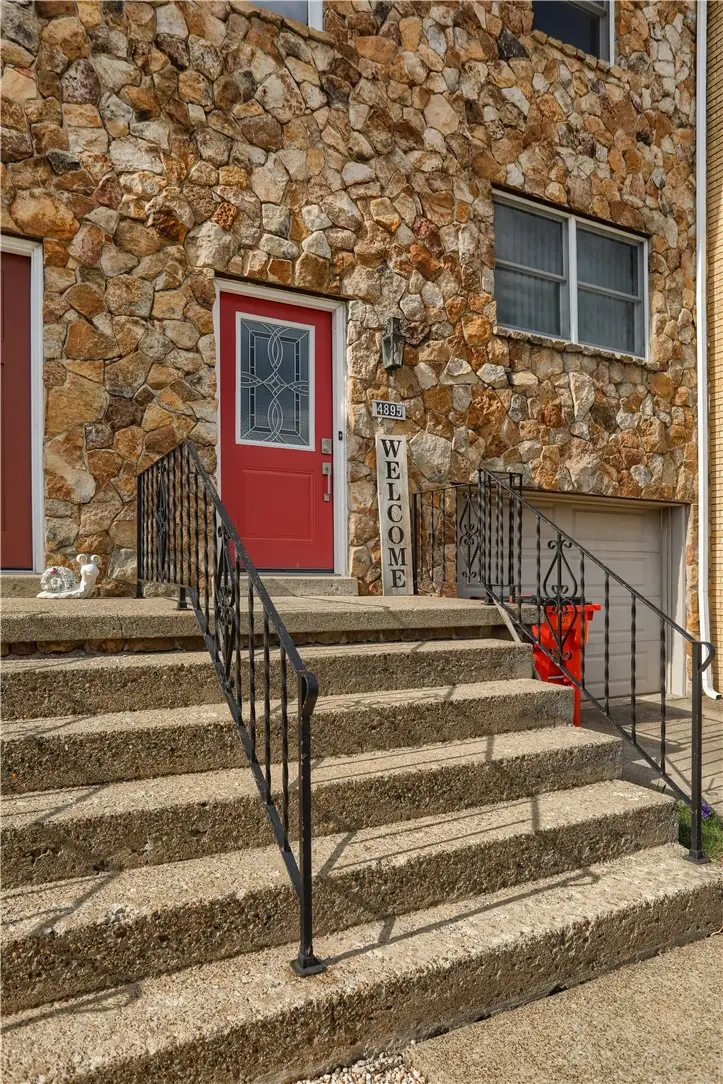 4895 Lucerne Rd, Indiana, PA 15701 - #2