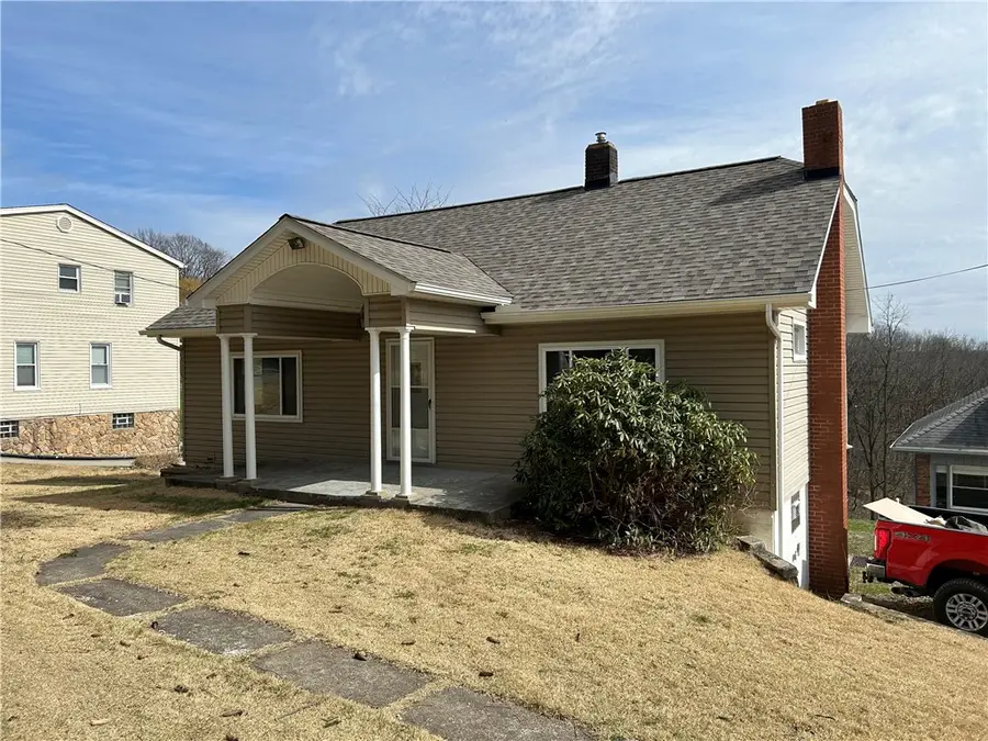 2502 7th St, New Kensington, PA 15068 - #3