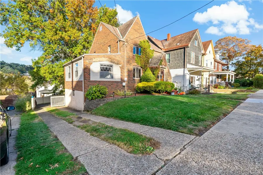 720 Clinton Pl, Pittsburgh, PA 15202 - #3