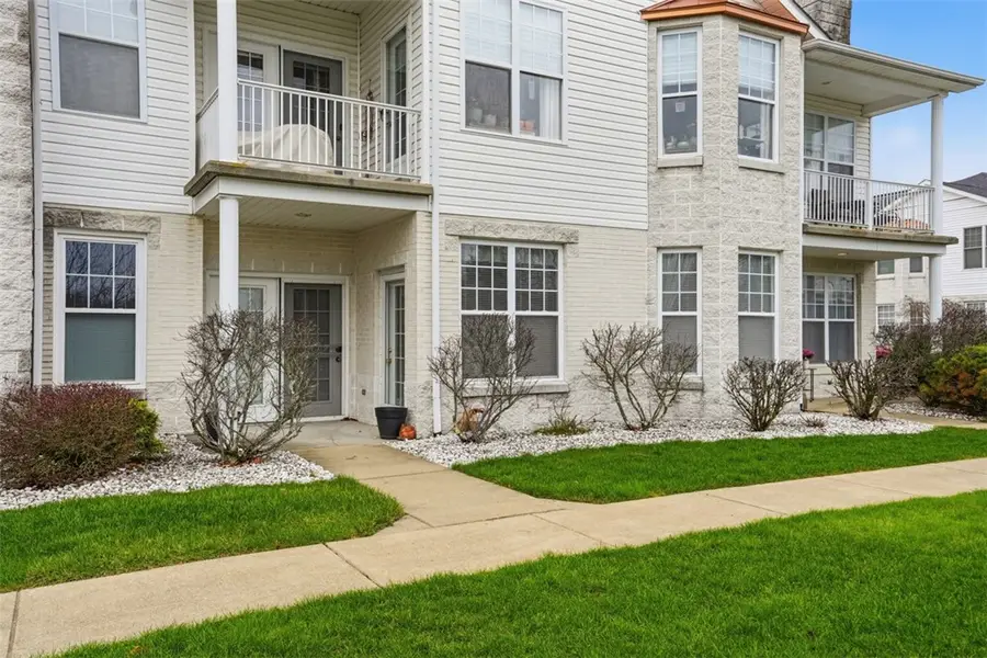 244 Adams Pointe Blvd #10, Mars, PA 16046 - #2