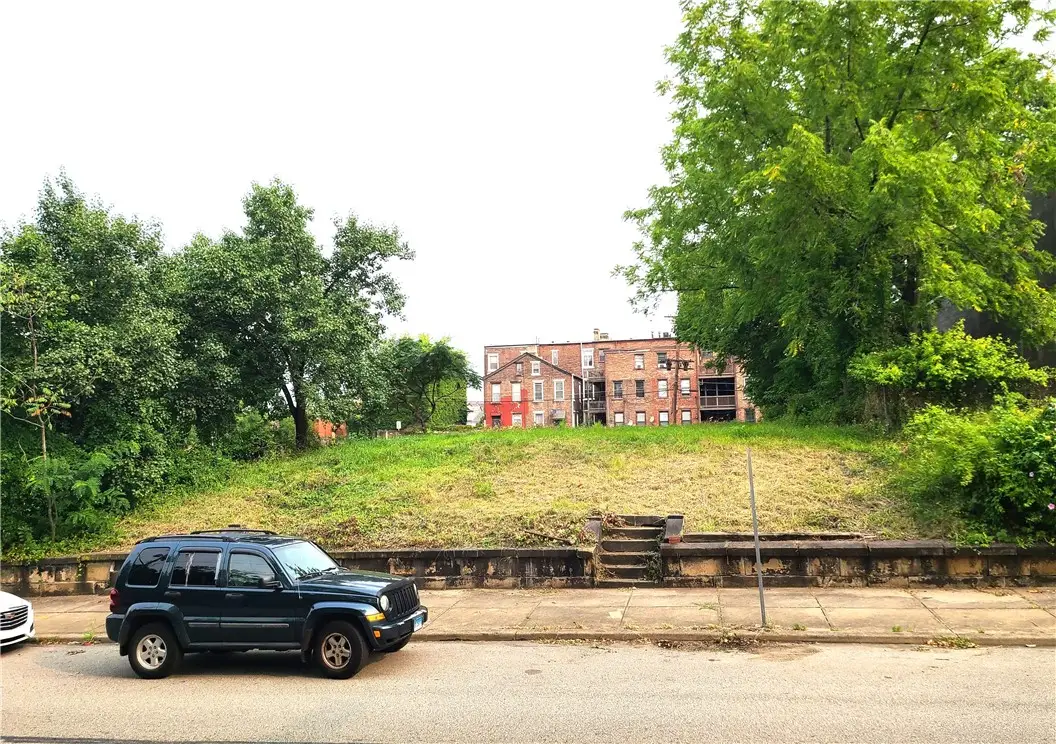 1422 Liverpool Street, Pittsburgh, PA 15233 - #1