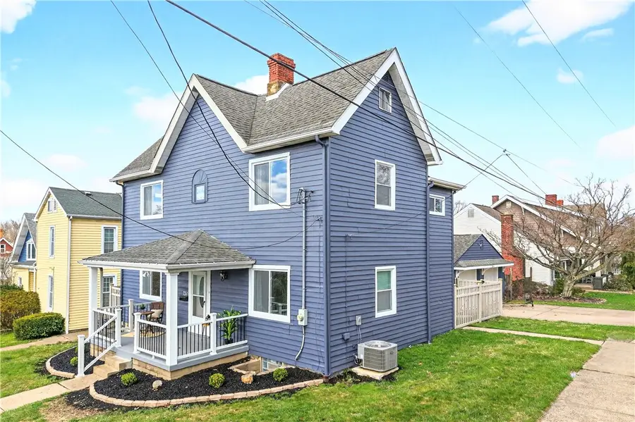 731 Chartiers St, Bridgeville, PA 15017 - #3