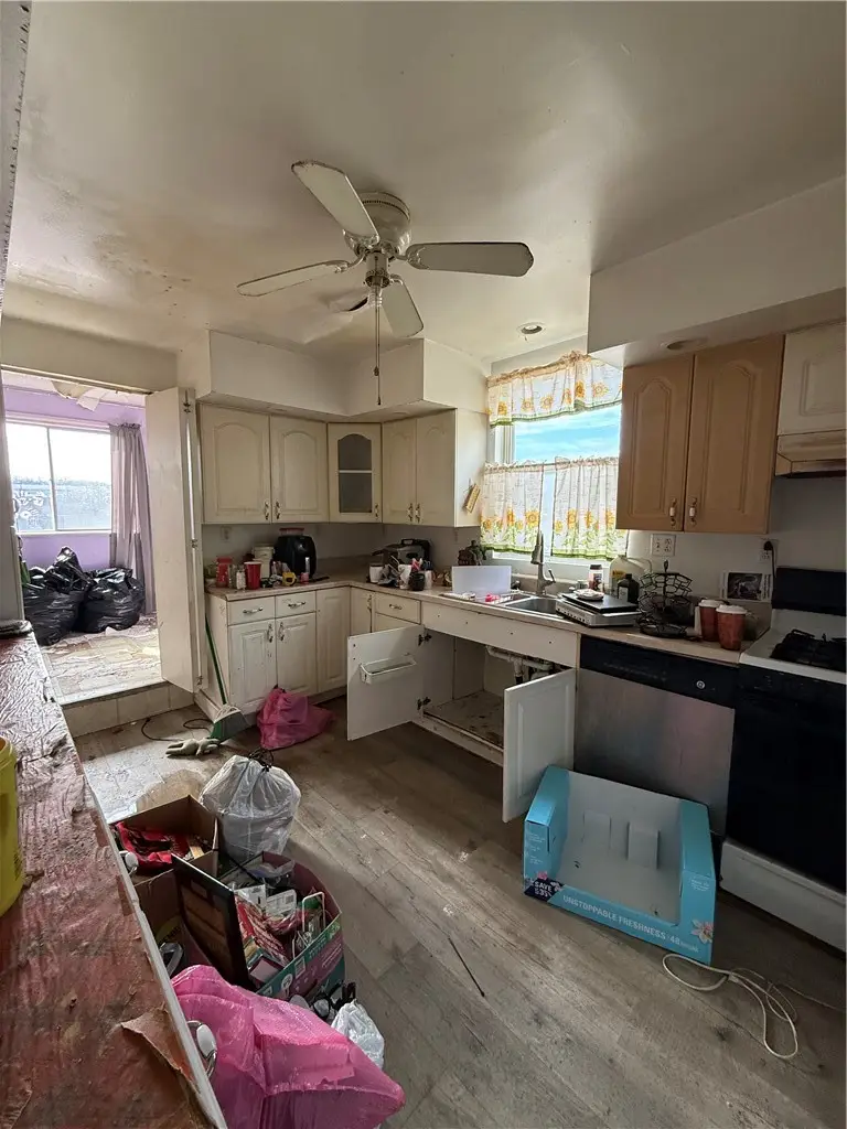 330 Iowa Ave, Glassport, PA 15045 - #3