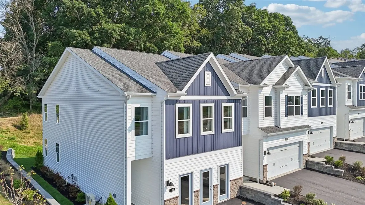 156 River Ridge Dr, Moon, PA 15108 - #1