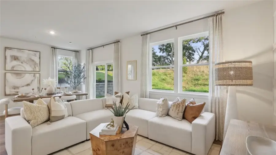 156 River Ridge Dr, Moon, PA 15108 - #3