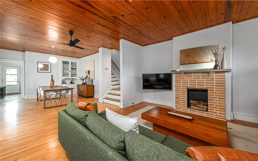 104 Ivy Street, Pittsburgh, PA 15218 - #3