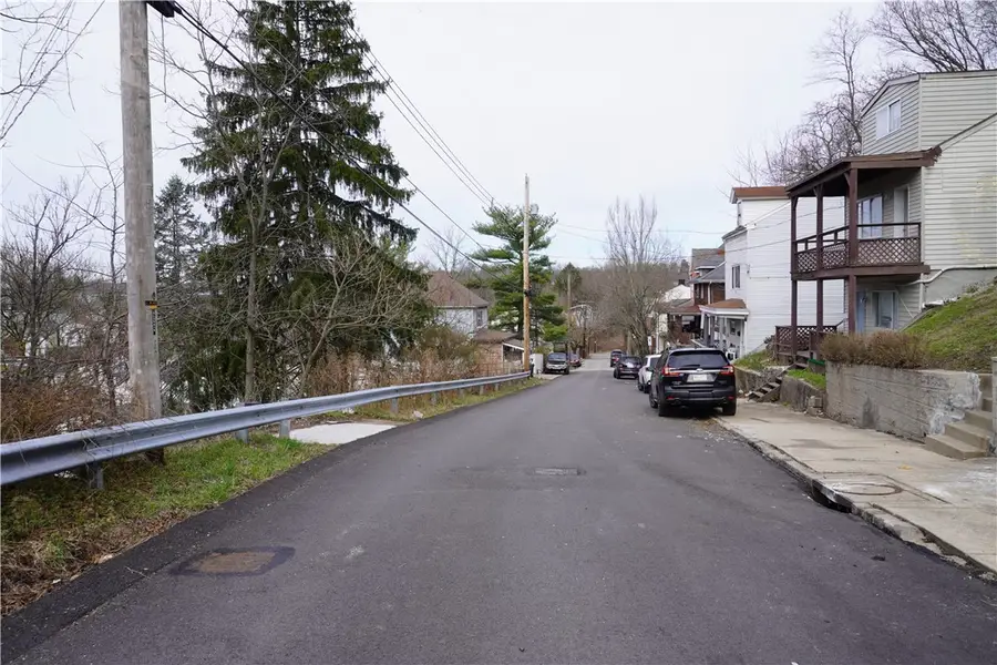 3200 Rothpletz Street, Pittsburgh, PA 15212 - #3