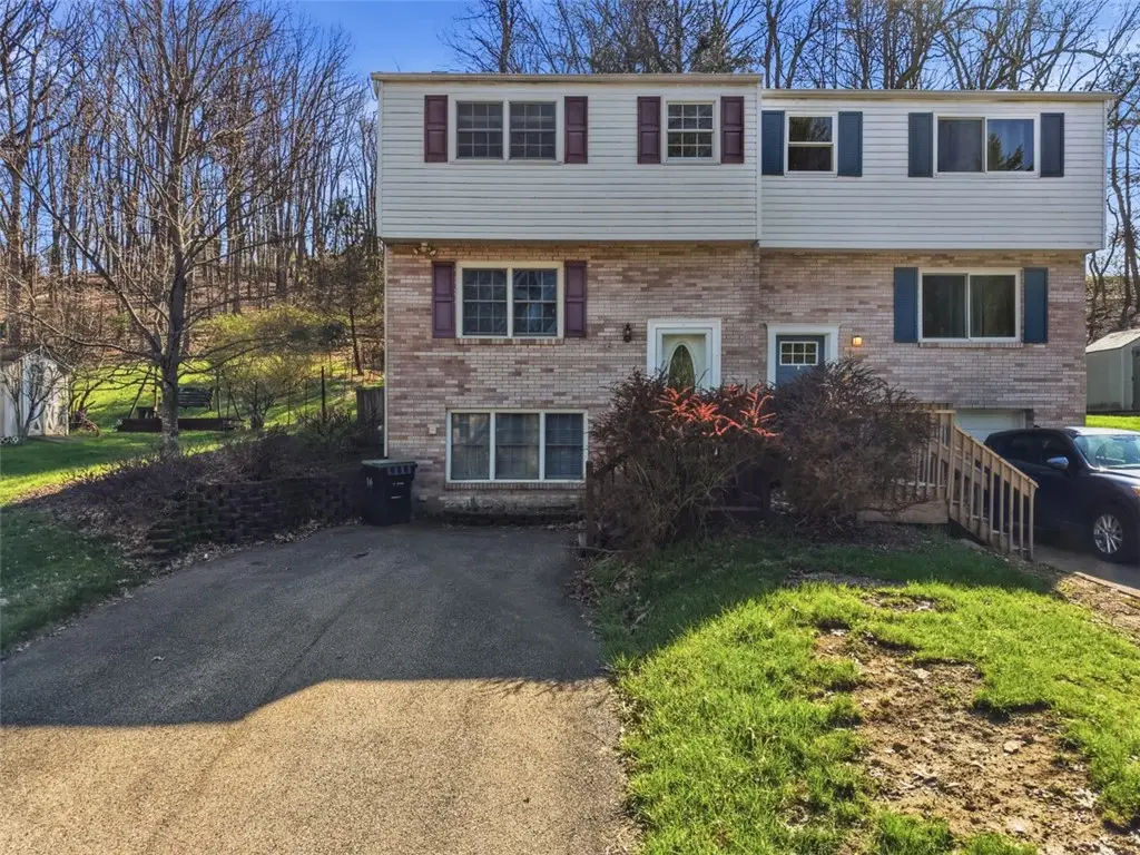 538 Pine Line Dr, Pittsburgh, PA 15237 - #1