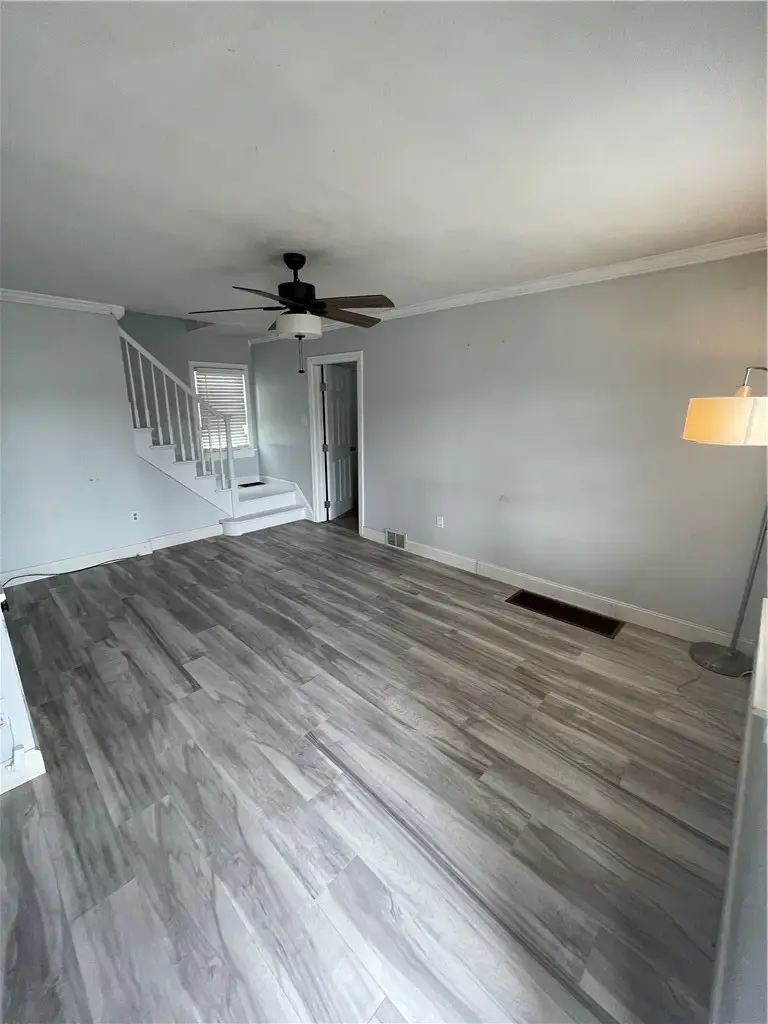 19 Landis Ave, Jeannette, PA 15644 - #3