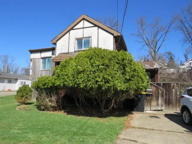 2888 Cherry St, Bethel Park, PA 15102 - #1