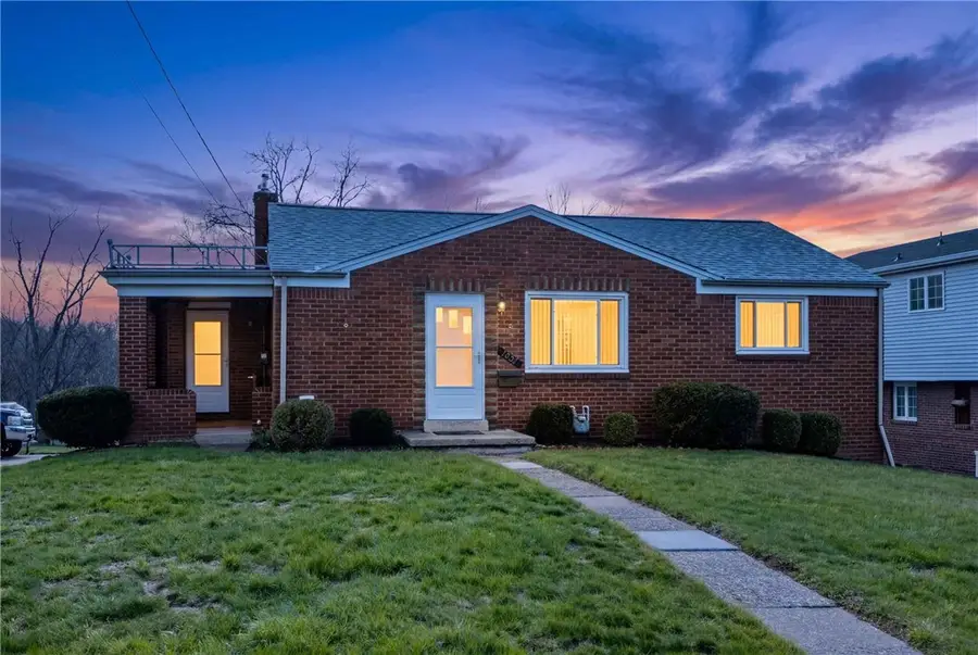 1429 Romano Dr, Bridgeville, PA 15017 - #2