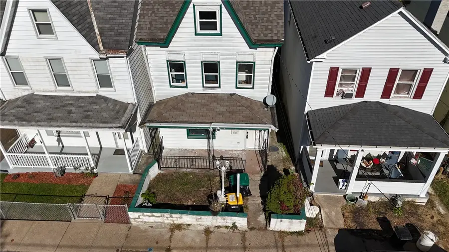 814 Etna St, McKees Rocks, PA 15136 - #2