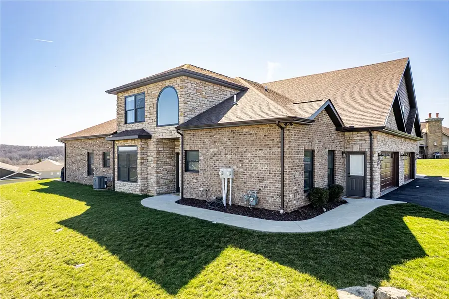 1207 Bellfield Ct, Greensburg, PA 15601 - #2