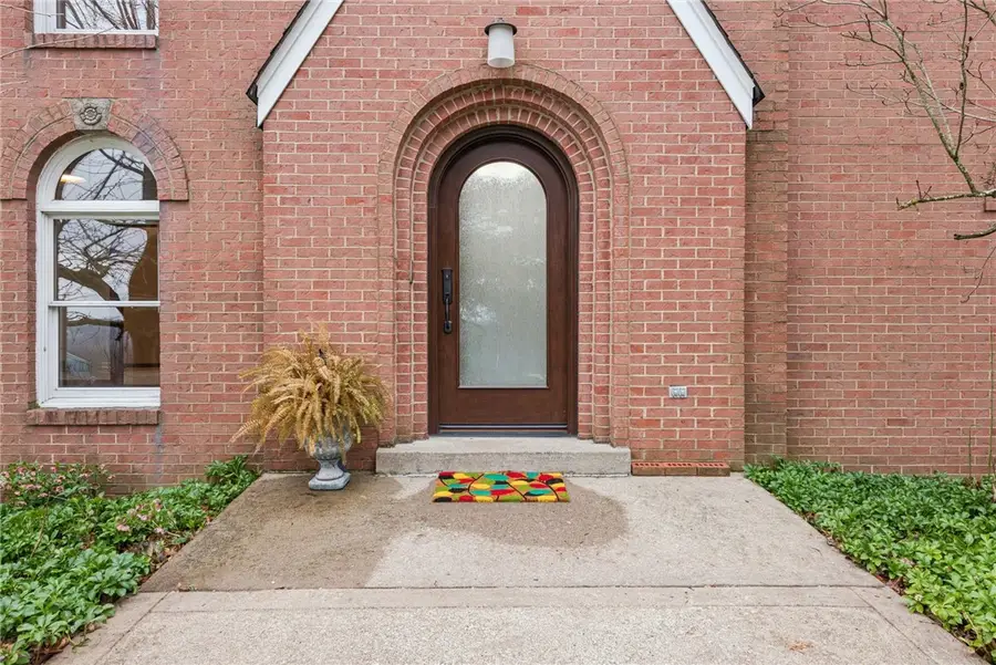 2242 Woodmont Dr, Export, PA 15632 - #3