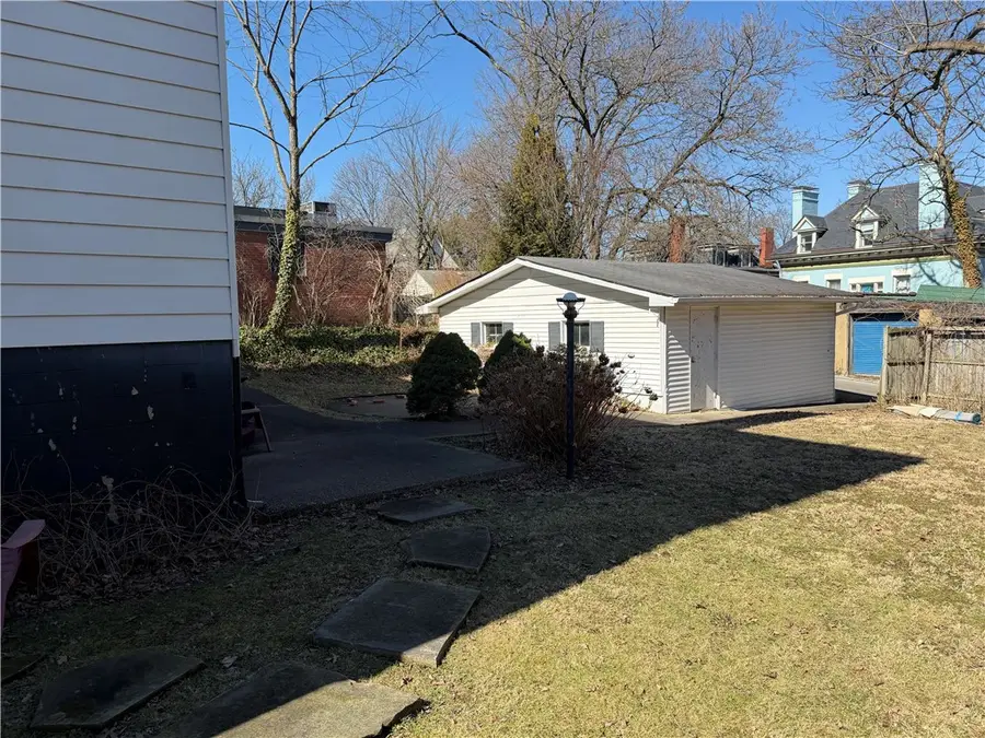 5633 Northumberland St, Pittsburgh, PA 15217 - #3