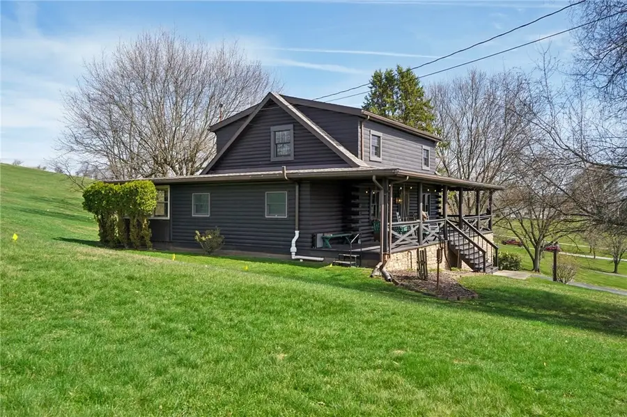 124 Harriet Dr, Lower Burrell, PA 15068 - #2