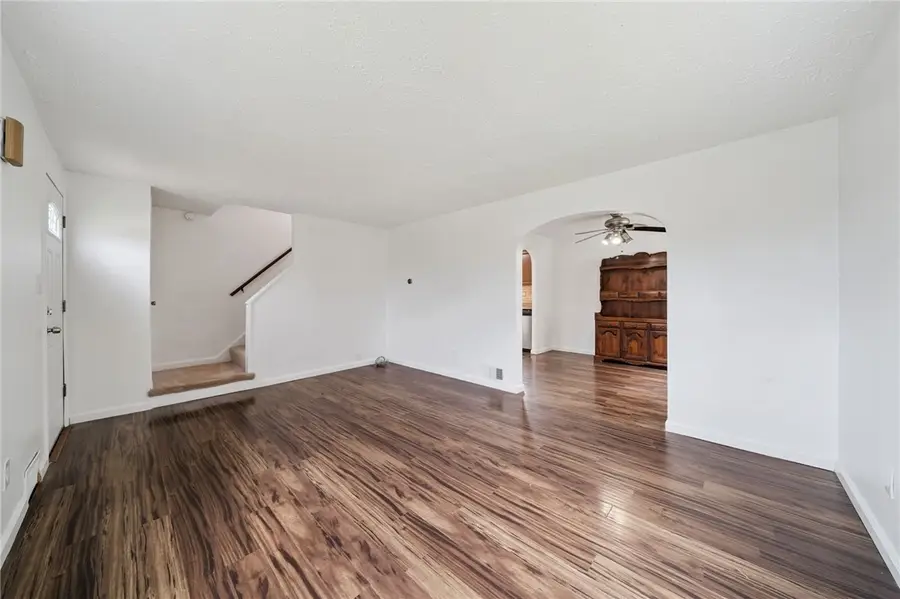 617 Elm Dr, Verona, PA 15147 - #2