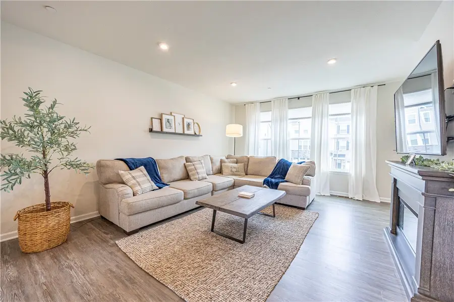 3023 Olivetre Dr, Cheswick, PA 15024 - #2