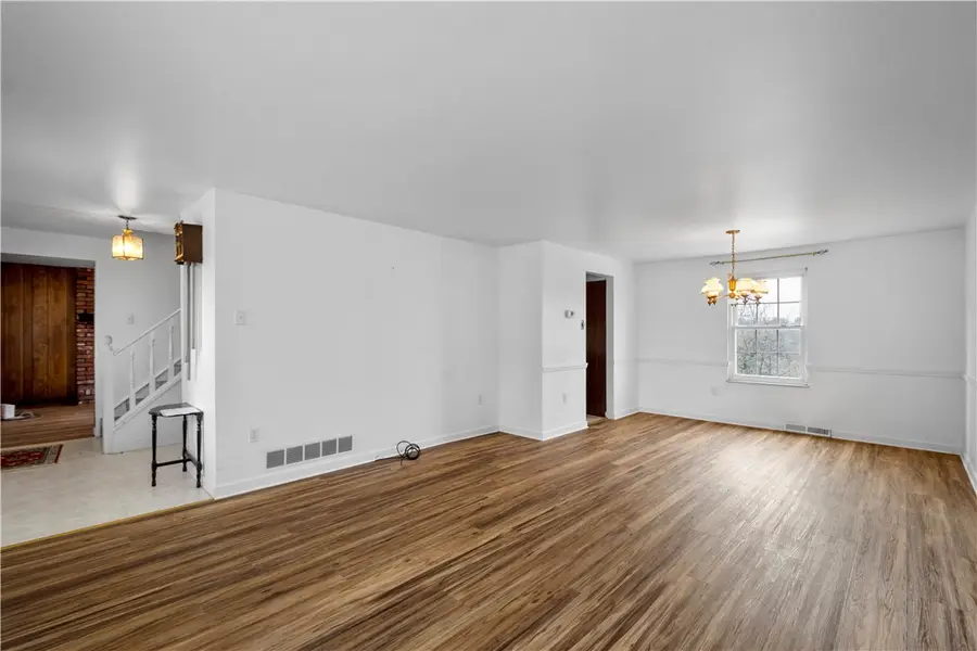 580 Meadowvale Dr, Cheswick, PA 15024 - #3