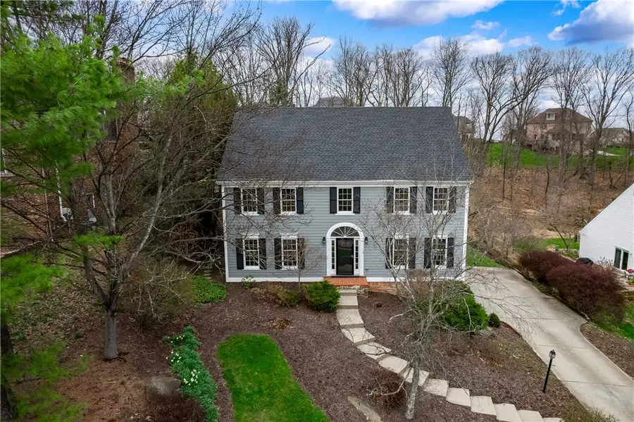 2395 Traci Dr, Pittsburgh, PA 15237 - #3