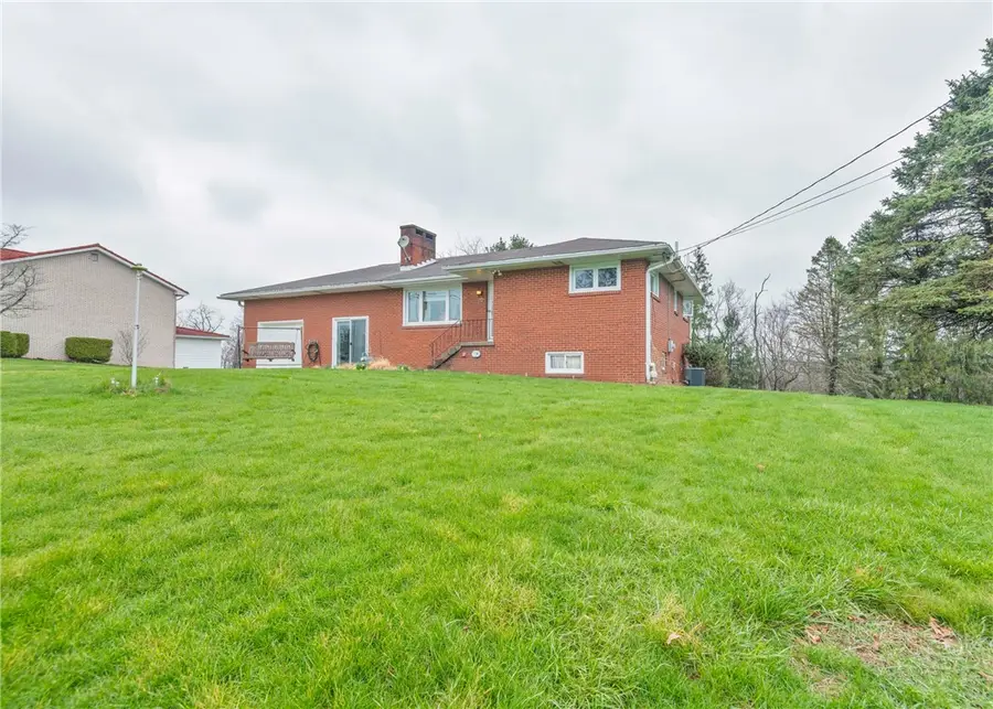 20 Samuel Dr, Washington, PA 15301 - #3