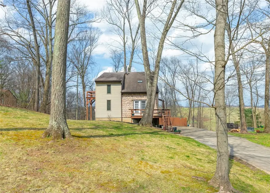 147 Valley View Road, Eighty Four, PA 15330 - #2