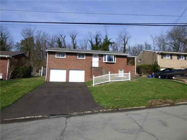 745 Shadyside Dr, West Mifflin, PA 15122