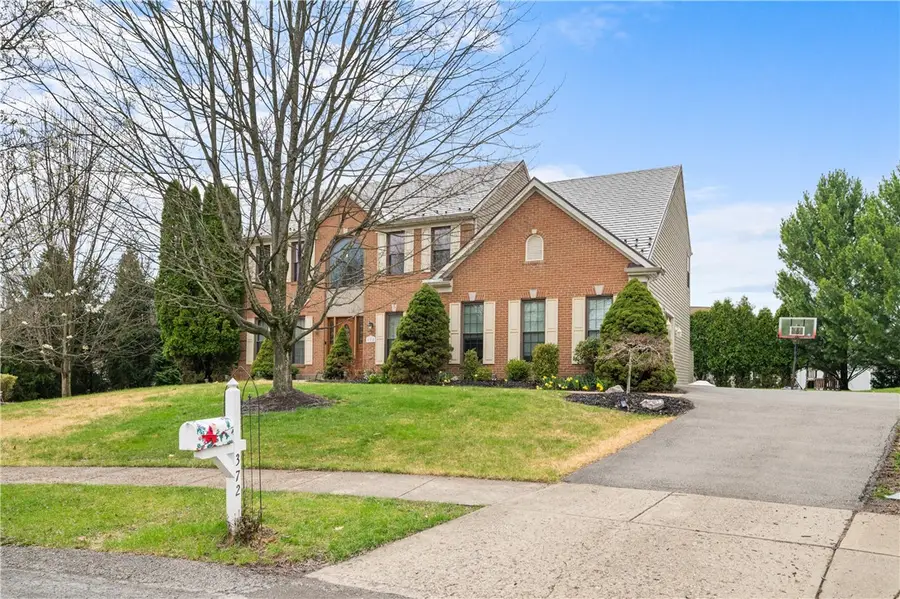 372 Indian Ridge Drive, Coraopolis, PA 15108 - #2