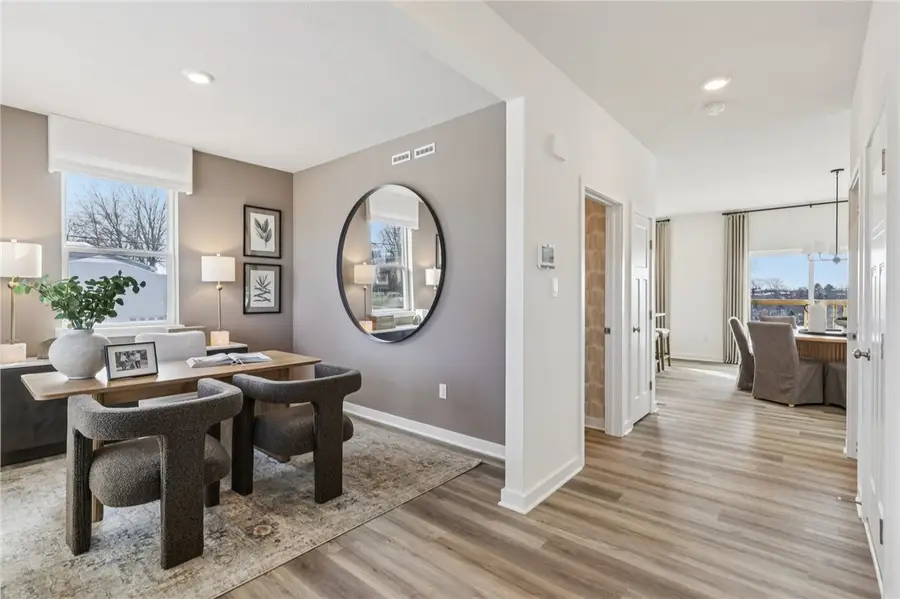 1083 Peachtree Road, Carnegie, PA 15106 - #2