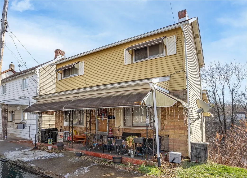 751 6th St, Pitcairn, PA 15140 - #1