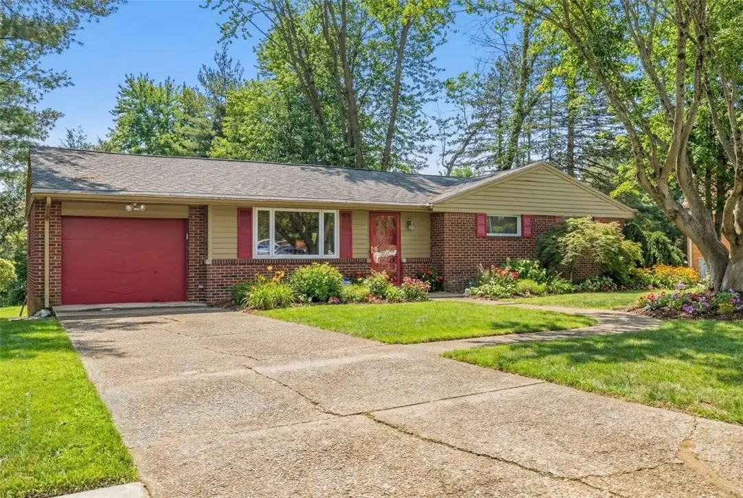 3541 Mcwilliams Rd, Murrysville, PA 15668 - #1