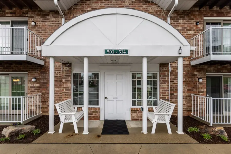 503 Clubhouse Dr, Washington, PA 15301 - #2