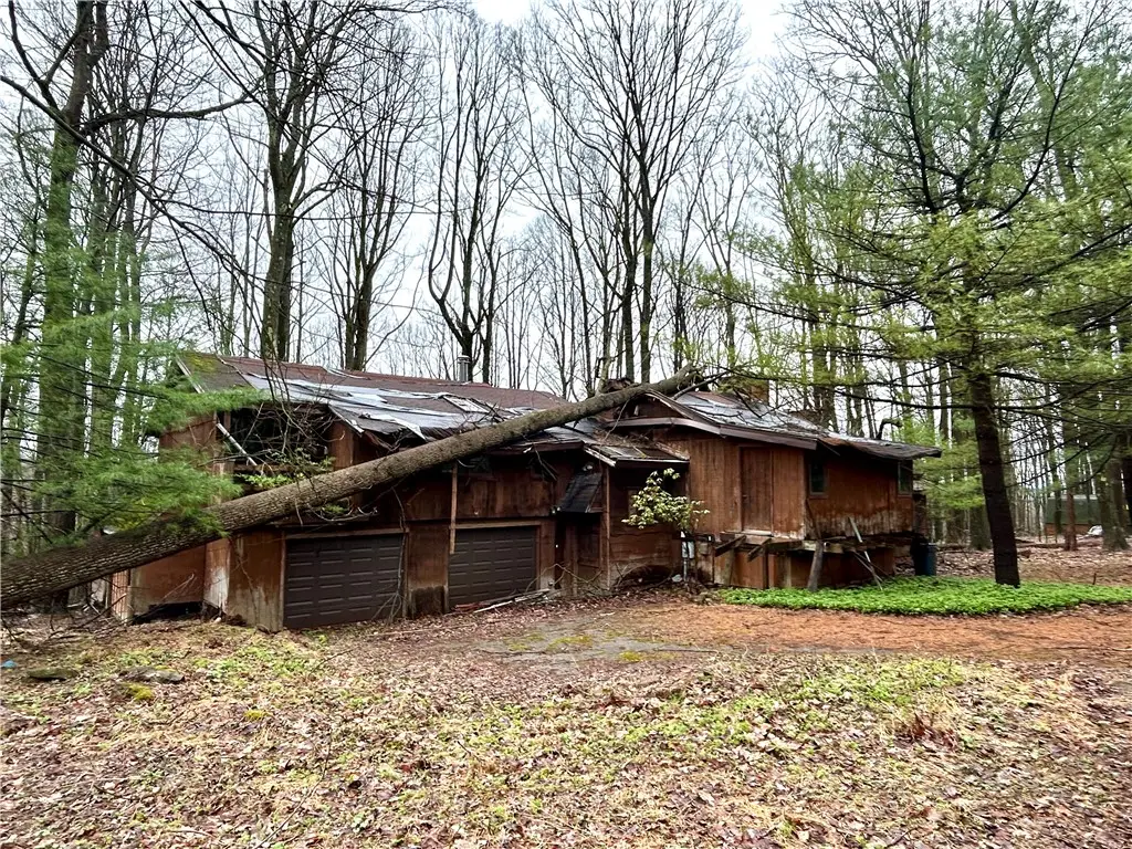 85 Hillcrest Dr, Indiana, PA 15701 - #1