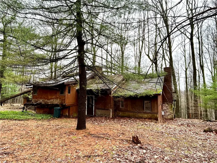 85 Hillcrest Dr, Indiana, PA 15701 - #2