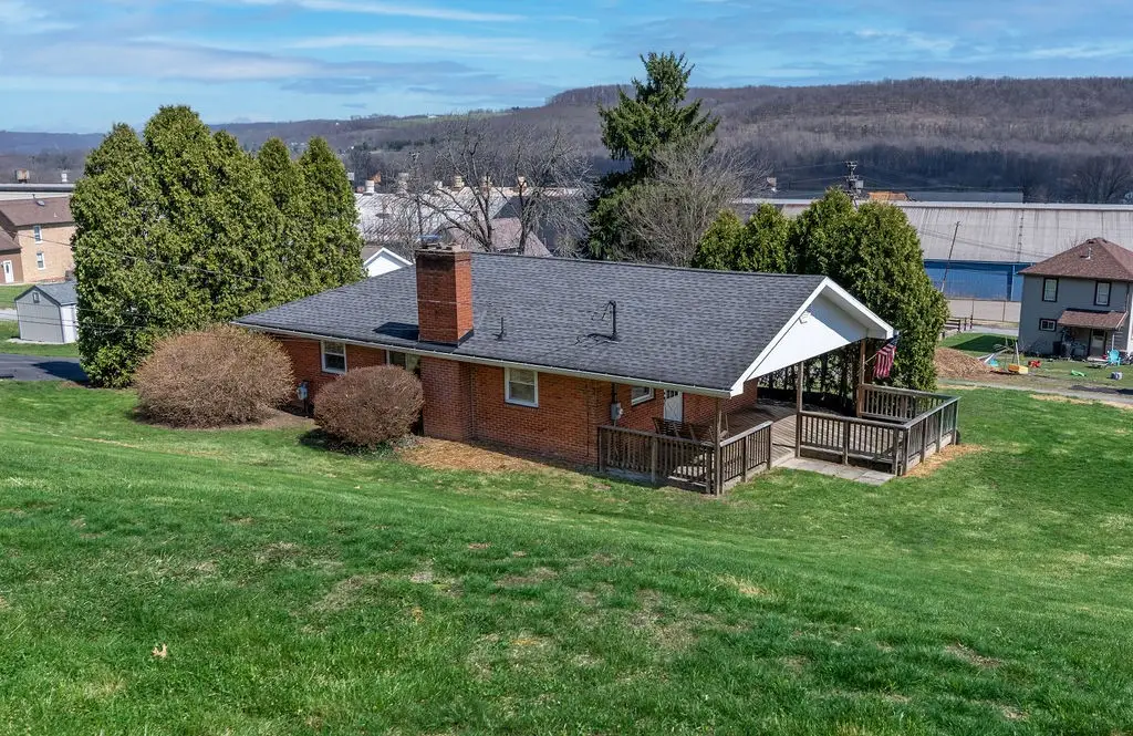 3774 W 5th Ave, Beaver Falls, PA 15010 - #1