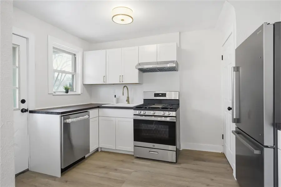 1513 Dagmar Ave, Pittsburgh, PA 15216 - #3