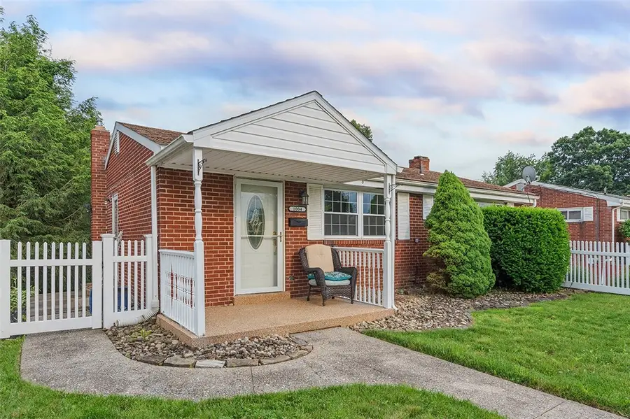 1004 Collins Ave, Baden, PA 15005 - #3