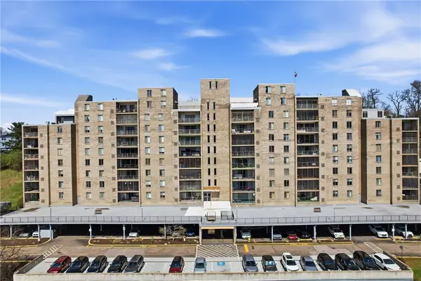 2160 Greentree Road #705W, Pittsburgh, PA 15220