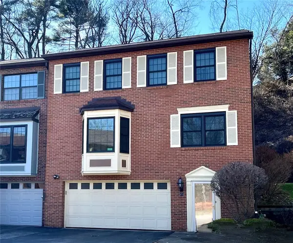 493 Cannongate Dr, Monroeville, PA 15146