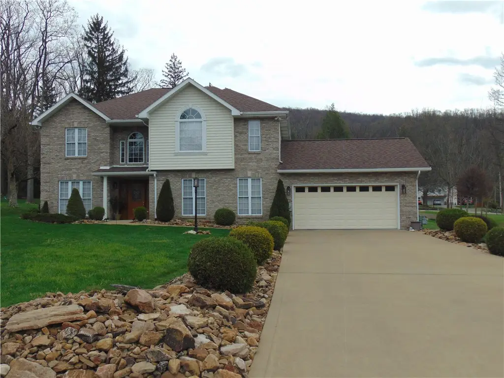 532 Bennington Pl, Hopwood, PA 15445 - #1