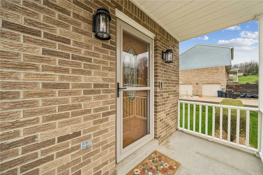 55 Regola Dr, Irwin, PA 15642 - #3