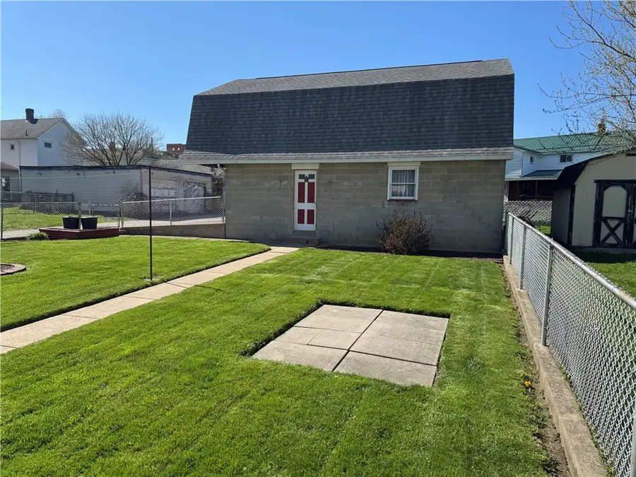 111 N Hitchman Street, Mount Pleasant, PA 15666 - #3