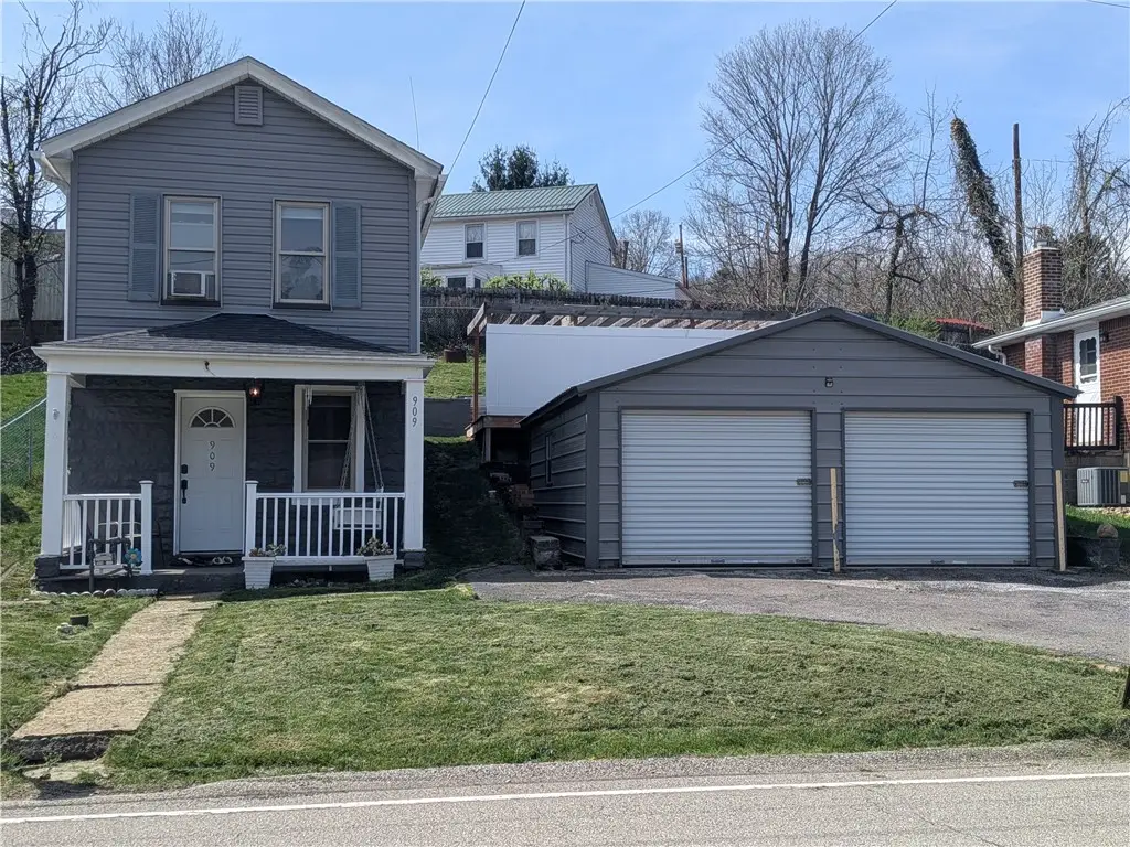 909 Smithfield, McKeesport, PA 15135 - #1