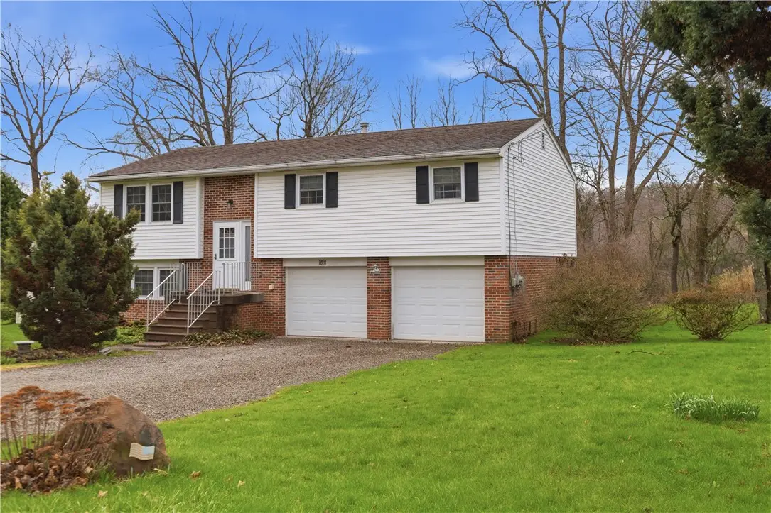 101 Oak Dr, Sarver, PA 16055 - #1