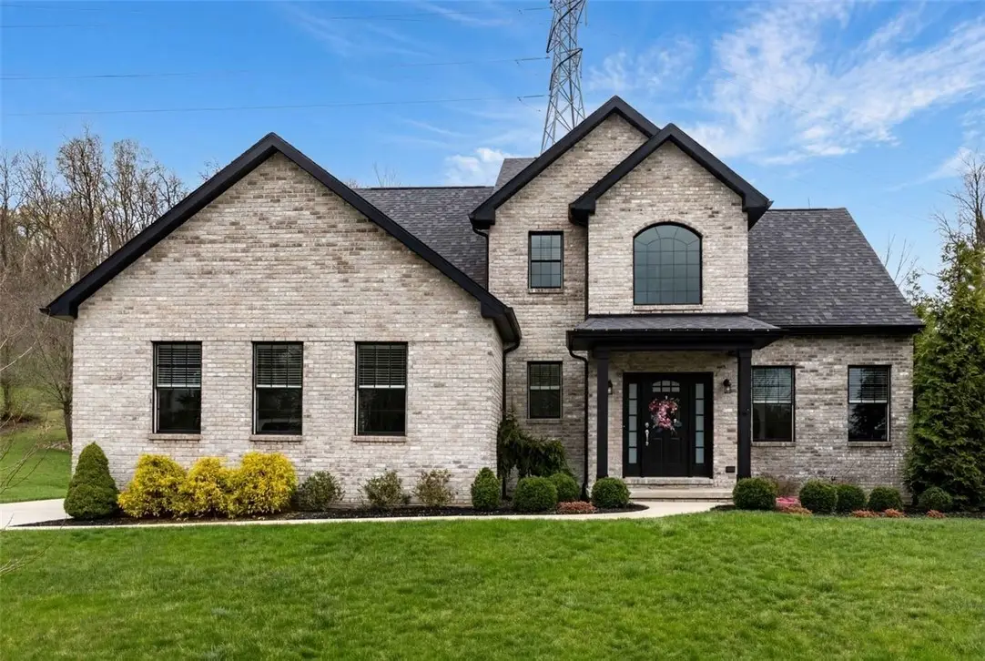 2547 Forest Brook Dr, Pittsburgh, PA 15241 - #1