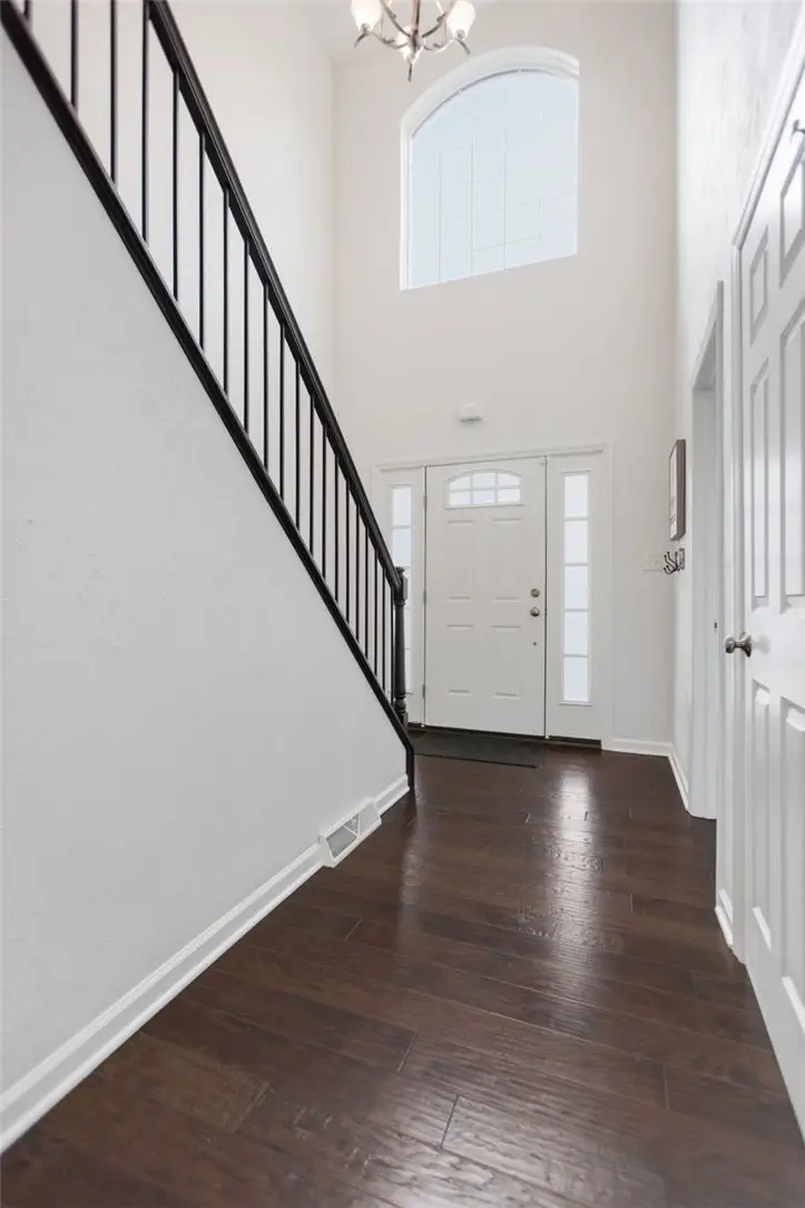 2547 Forest Brook Dr, Pittsburgh, PA 15241 - #3