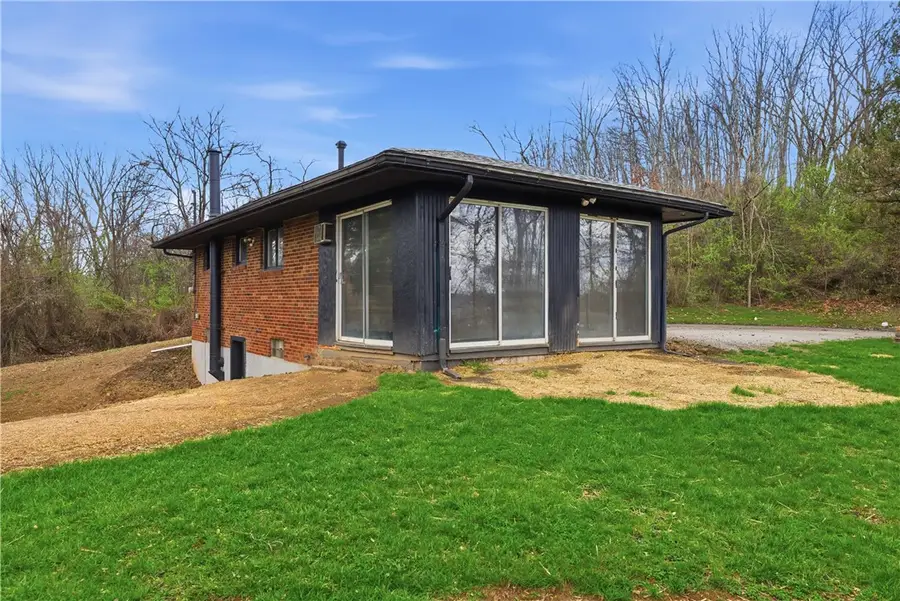 106 Penn Street, Aliquippa, PA 15001 - #3