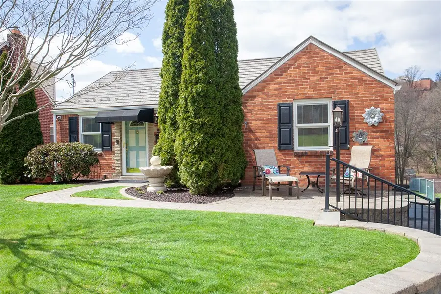 25 Meadowbrook Ave, Greensburg, PA 15601 - #2